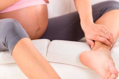 Пастозность голеней и стоп до недели беременности является плохим симптомом, поэтому требует детального обследования будущей мамы