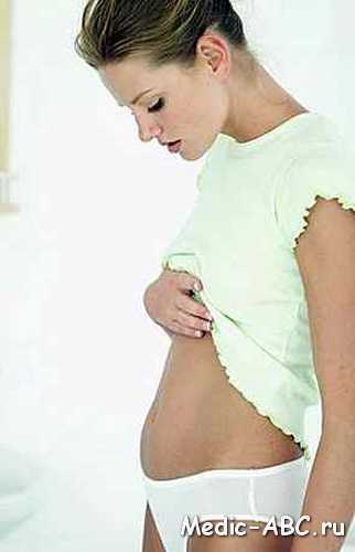 Слабо прикрепленный к матке эмбрион получает недостаточное количество питательных веществ и погибает