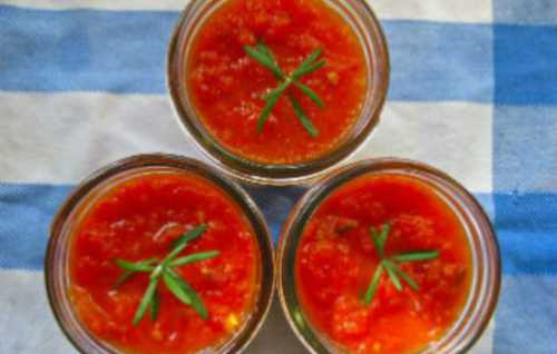 Узнай рецепт салата из свежих помидоров, секреты